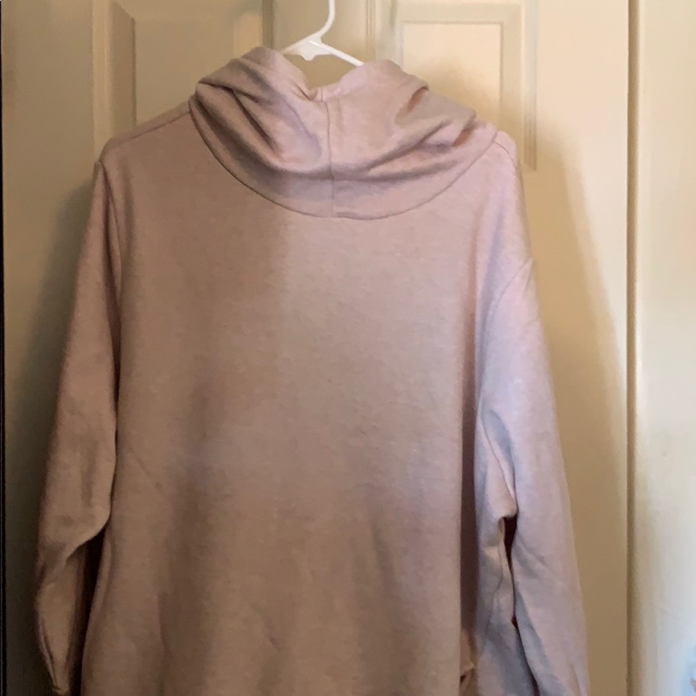 Fabletics Woman’s Hoodie Tunic